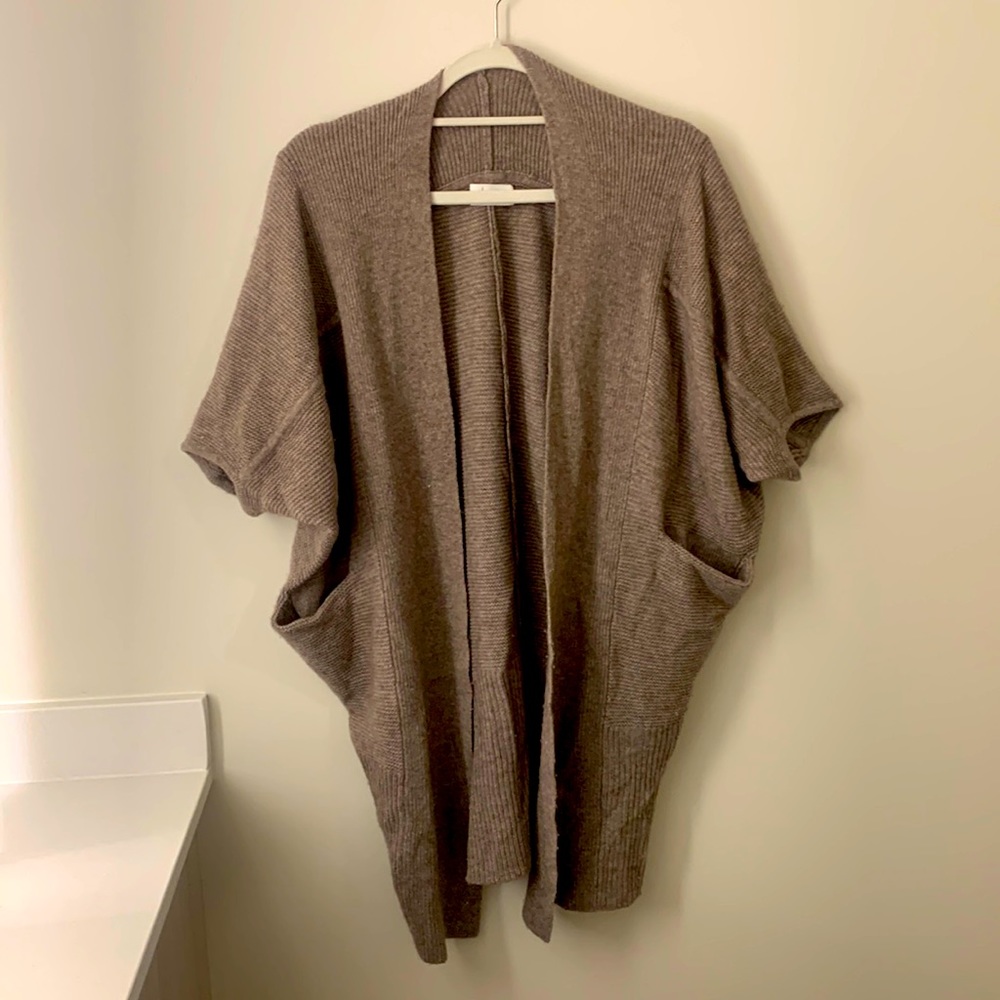 Wool/Cashmere Brown Sweater with pockets